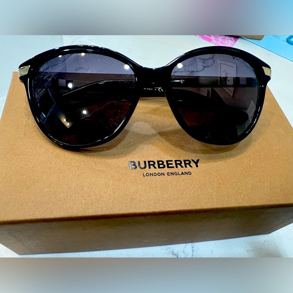 Burberry Sunglasses